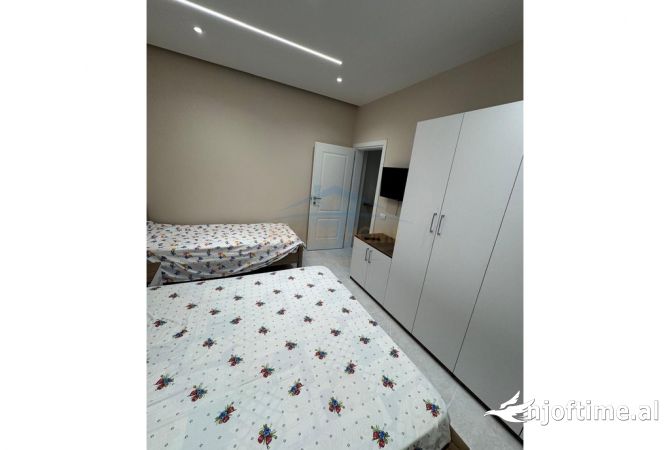 Shtepi me qera Apartament ne Durres, 1+1, Mobilimi E mobiluar, Pagesa 300  Euro.