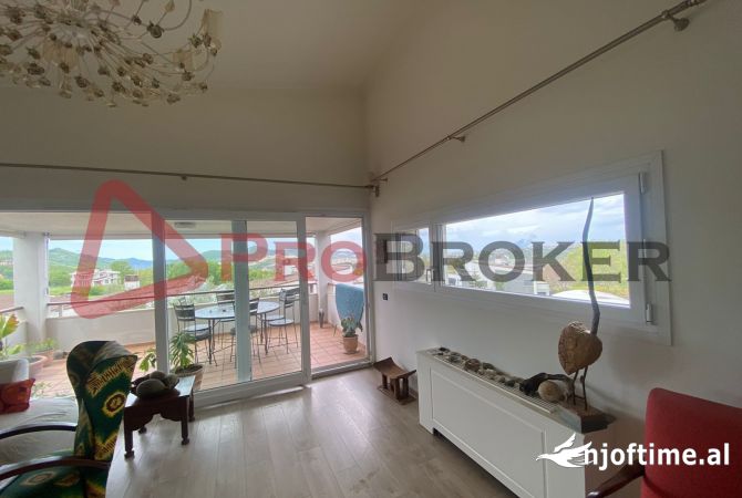 Truall ose Toke ne Tirane - 650,000 Euro