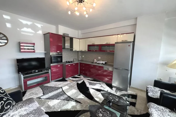Shtepi me qera Apartament ne Tirane, 2+1, Mobilimi E mobiluar, Pagesa 600  Euro.