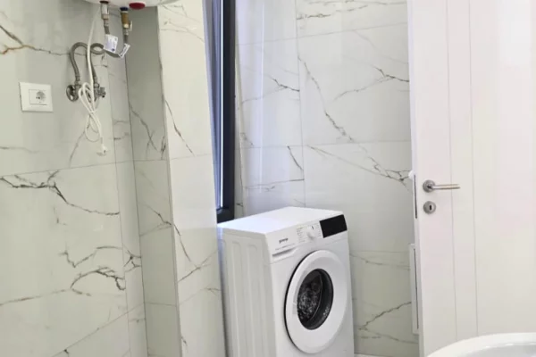 Shtepi me qera Apartament ne Tirane, 1+1, Mobilimi E mobiluar, Pagesa 850  Euro.