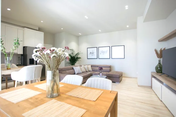 Shtepi me qera Apartament ne Tirane, 2+1, Mobilimi E mobiluar, Pagesa 1,500  Euro.