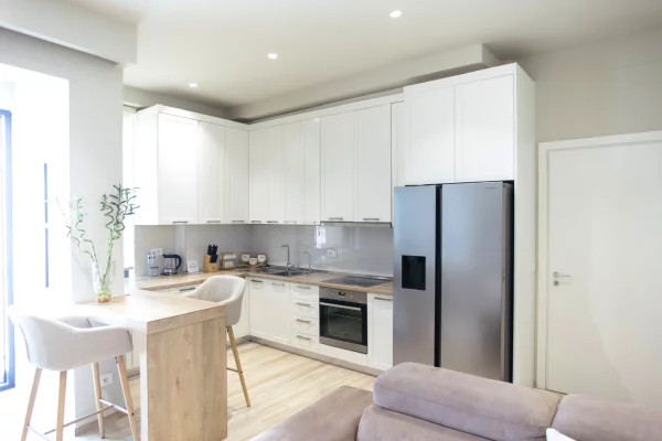 Shtepi me qera Apartament ne Tirane, 2+1, Mobilimi E mobiluar, Pagesa 1,500  Euro.