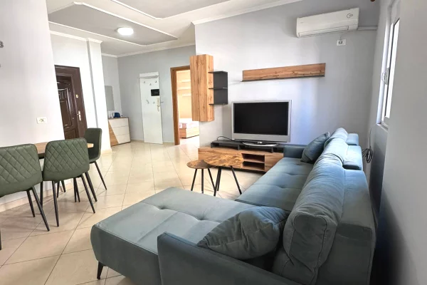 Apartament 2+1+Blk me Qira tek 4 Dëshmorët