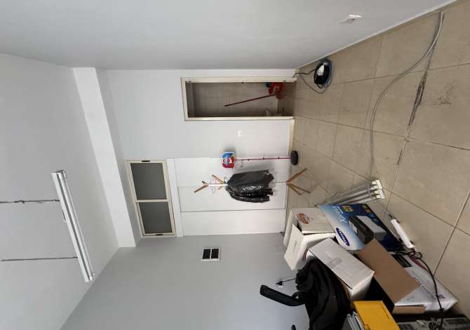 Ambient biznesi me qera 1+1 ne Tirane - 25,000 Leke