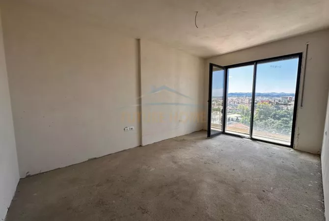 Shtepi ne shitje Apartament ne Tirane, 2+1, Mobilimi Bosh, pa mobiluar, Pagesa 177,500  Euro.