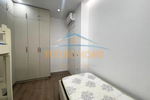 Shtepi ne shitje Apartament ne Tirane, 2+1, Mobilimi E mobiluar, Pagesa 200,000  Euro.