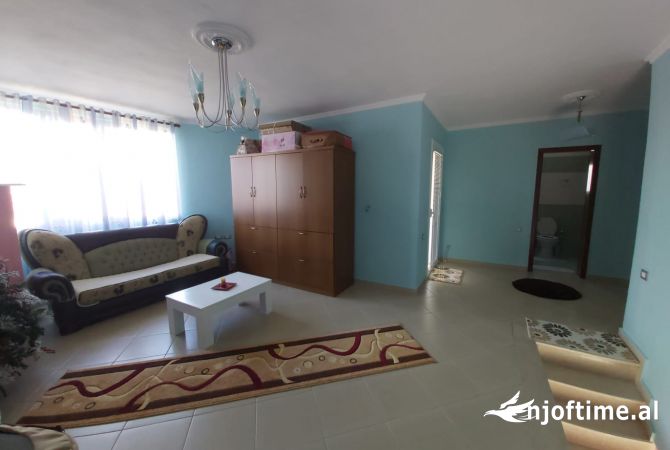 Casa privata/Indipendente in vendita a Koriza 5+1, Arredato