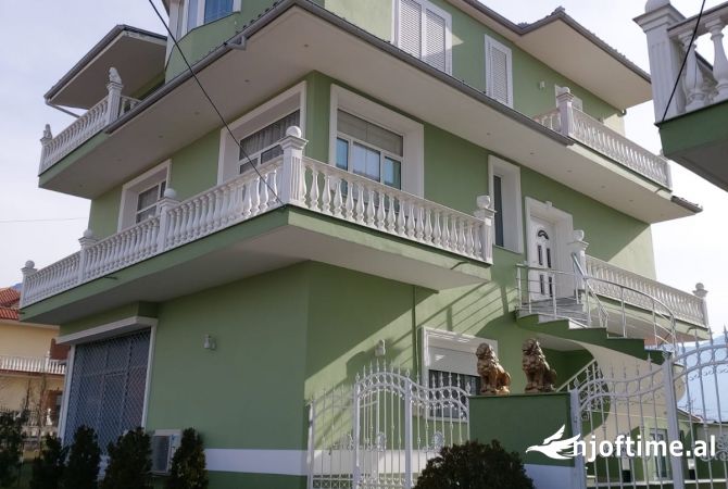 Casa privata/Indipendente in vendita a Koriza 5+1, Arredato