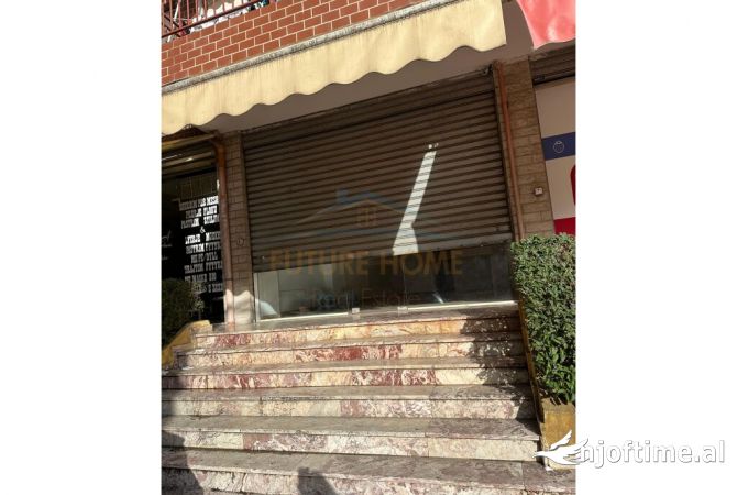 Shitet ambjent 50m2 Rruga e kavajes ( e len me qera 1700Euro neto posta shqiptare )