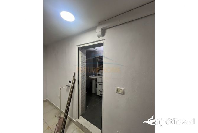 Ambient biznesi ne shitje 1+1 ne Tirane - 65,000 Euro