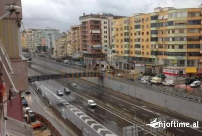 Shitet apartament 1+1, selite ( ndertim i ri )