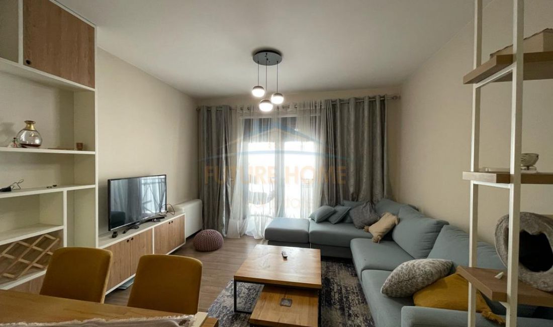 Shtepi ne shitje Apartament ne Tirane, 2+1, Mobilimi E mobiluar, Pagesa 210,000  Euro.