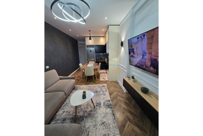 Shitet apartament 2+1, kompleksi Golden park 3 