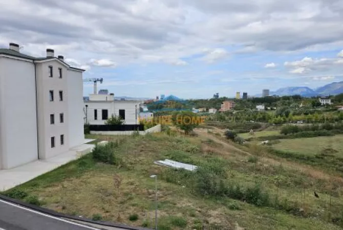 Shtepi ne shitje Apartament ne Tirane, 2+1, Mobilimi E mobiluar, Pagesa 240,000  Euro.