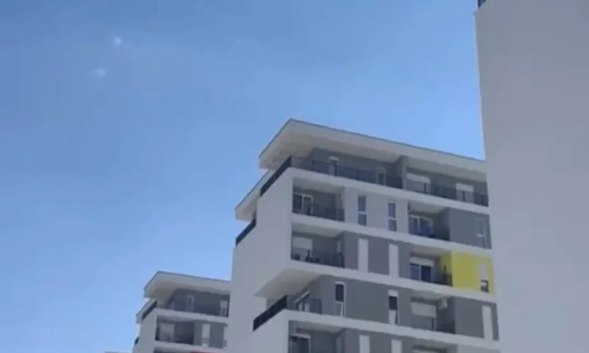 Appartamento in vendita a Tirana 3+1, Vuoto