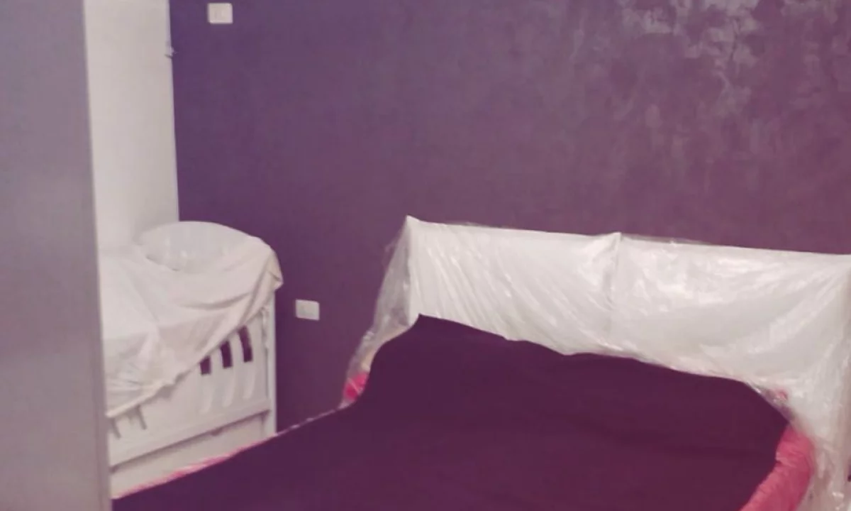 Shtepi ne shitje Apartament ne Tirane, 2+1, Mobilimi Pjeserisht e mobiluar, Pagesa 110,000  Euro.