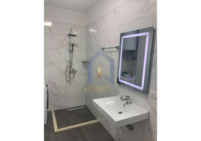 Shtepi me qera Apartament ne Tirane, 2+1, Mobilimi E mobiluar, Pagesa 750  Euro.