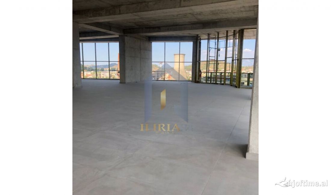 Ambient biznesi me qira , "Kombinat/Sharre"