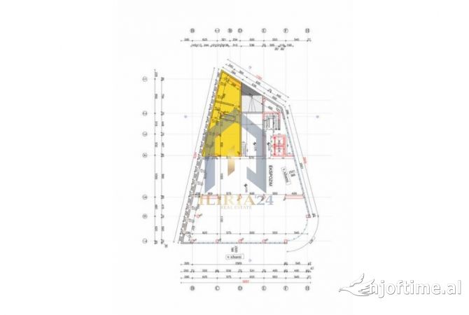 Ambiente Commerciale in Affitto 1+1 a Tirana - 3,500 Euro