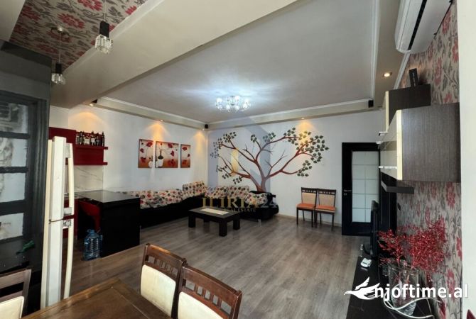 Appartamento in affitto a Tirana 1+1, Arredato