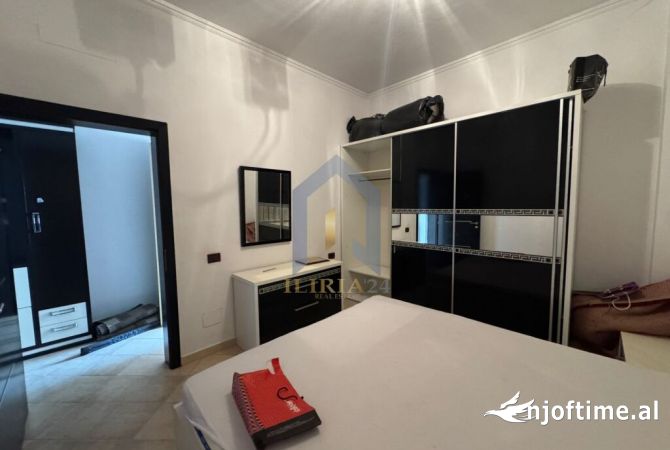 Appartamento in affitto a Tirana 1+1, Arredato
