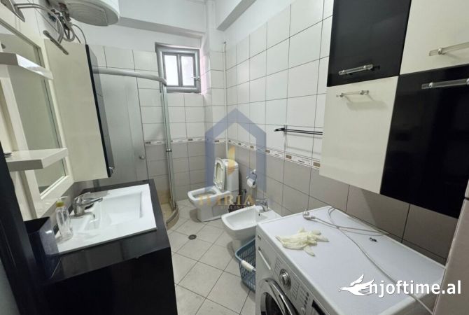 Appartamento in affitto a Tirana 1+1, Arredato