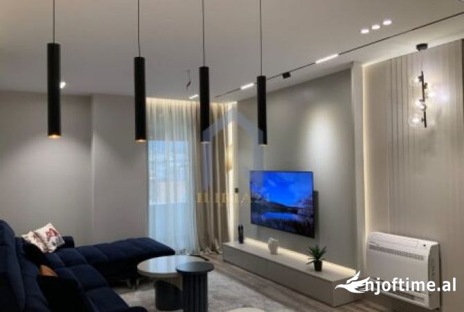 Apartament 2+1 në shitje ne zonen e "Brrylit"