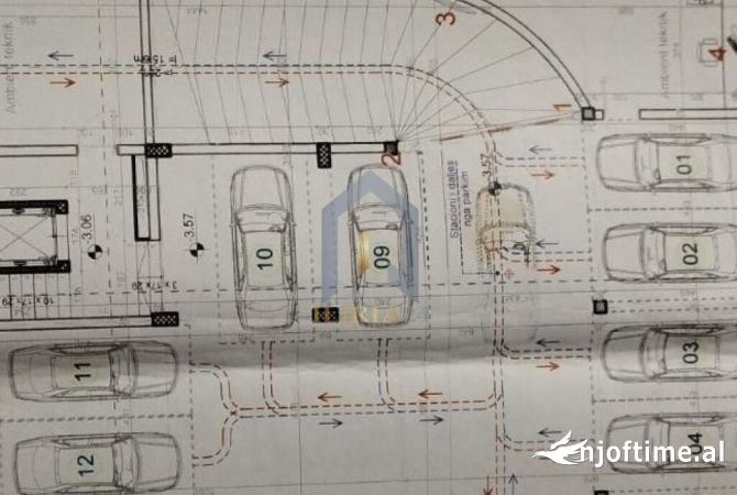 Business Property in Sale 4+1 in Tirana - 20,000 Euro