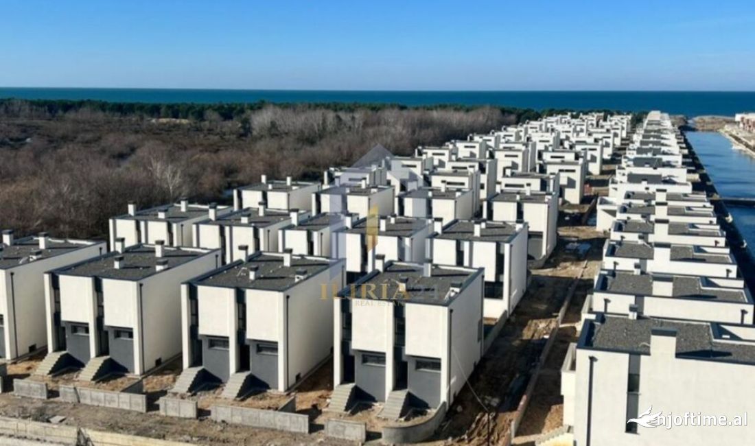 Shtepi ne shitje Vila Luksoze ne Durres, 3+1, Mobilimi Bosh, pa mobiluar, Pagesa 840,000  Euro.