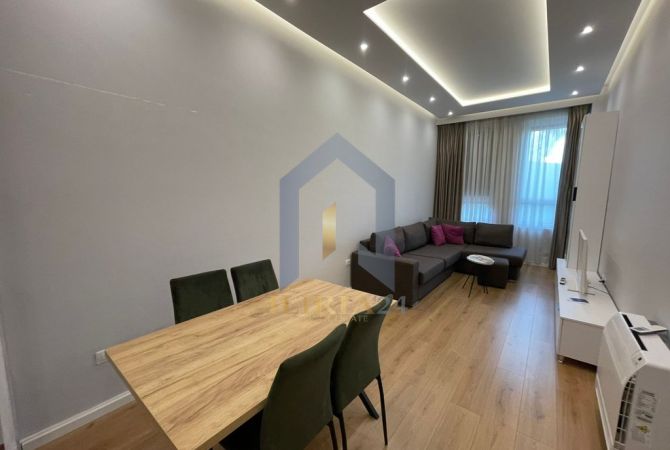 Shtepi me qera Apartament ne Tirane, 1+1, Mobilimi E mobiluar, Pagesa 550  Euro.