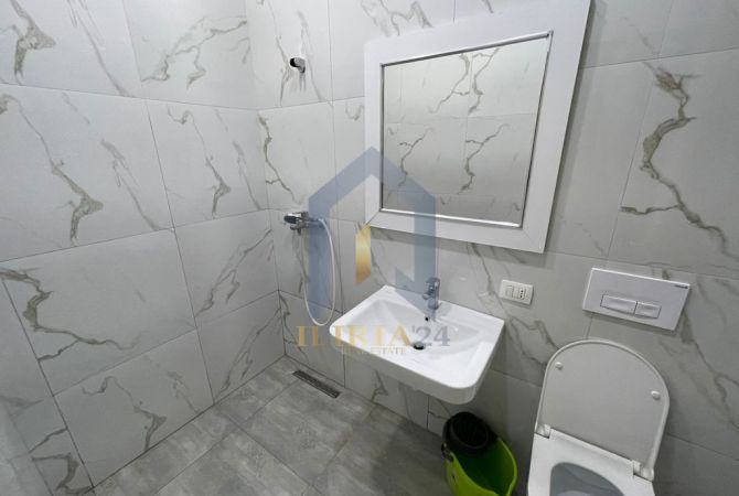 Shtepi me qera Apartament ne Tirane, 1+1, Mobilimi E mobiluar, Pagesa 550  Euro.