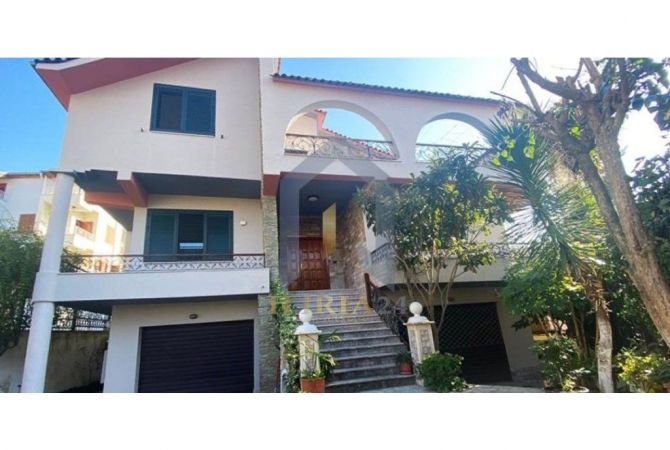 VILË LUKSOZE NË SHITJE  "RRUGA E ELBASANIT"