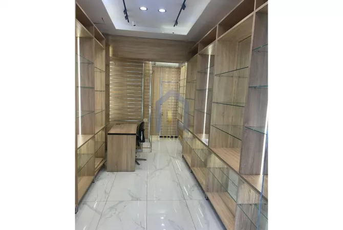 Ambient Komercial me qira “Rruga Dibres”