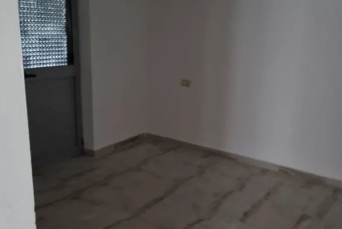 Business Property for Rent 3+1 in Tirana - 700 Euro