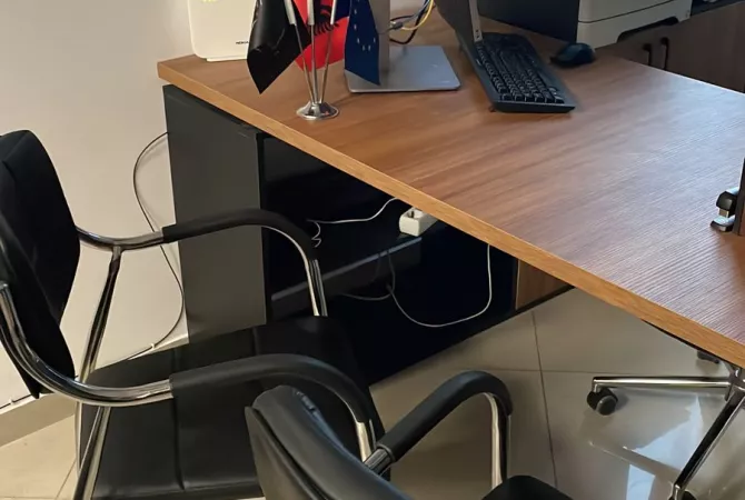 Business Property for Rent 3+1 in Tirana - 450 Euro