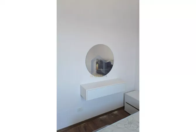 Appartamento in affitto a Tirana 1+1, Arredato