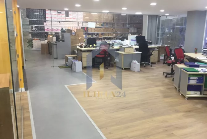 Ambient Biznesi per qira tek "Kopshti Botanik"