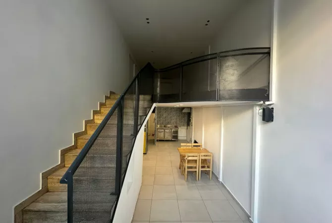 Business Property for Rent 1+1 in Tirana - 2,000 Euro