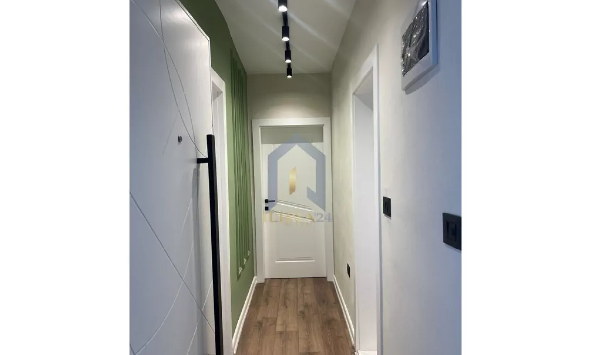 Shtepi ne shitje Apartament ne Tirane, 1+1, Mobilimi Bosh, pa mobiluar, Pagesa 105,000  Euro.