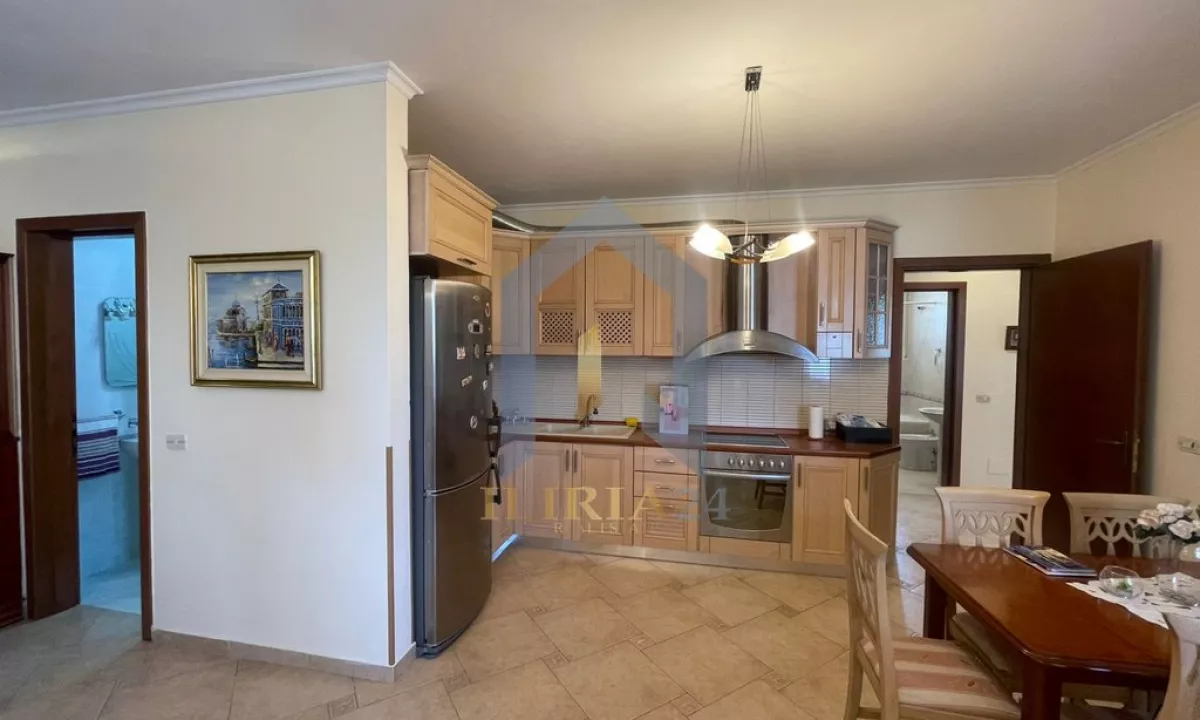 Apartment for rent in Tirana 3+1, In Part