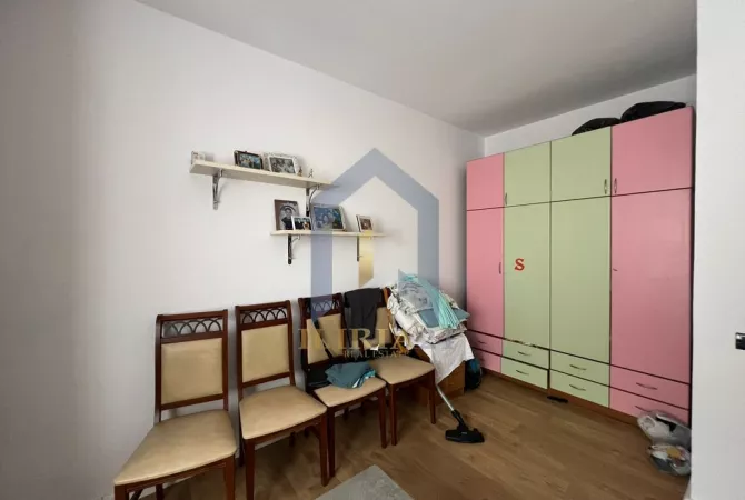 Shtepi me qera Apartament ne Tirane, 2+1, Mobilimi E mobiluar, Pagesa 700  Euro.