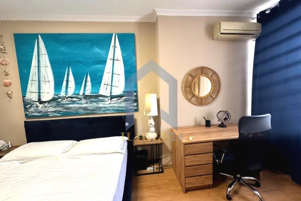 Shtepi me qera Apartament ne Tirane, 2+1, Mobilimi E mobiluar, Pagesa 860  Euro.