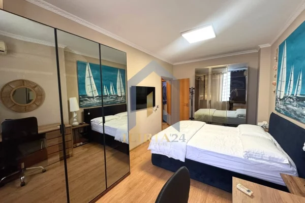 Shtepi me qera Apartament ne Tirane, 2+1, Mobilimi E mobiluar, Pagesa 860  Euro.