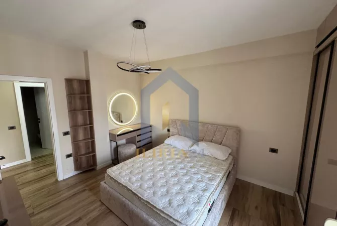 Shtepi me qera Apartament ne Tirane, 1+1, Mobilimi E mobiluar, Pagesa 600  Euro.