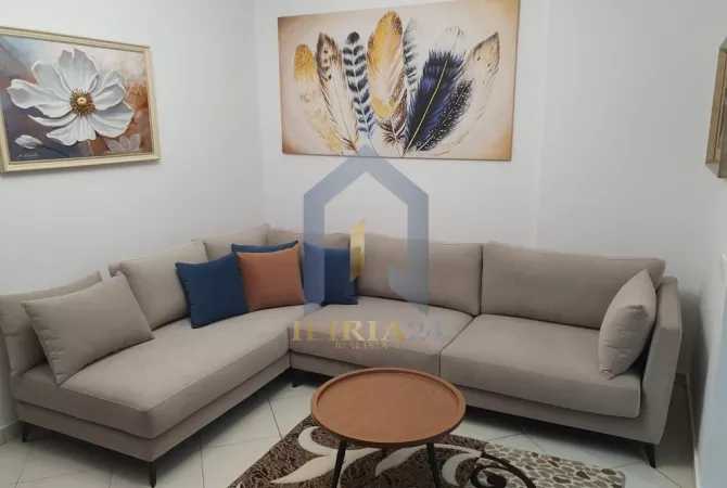 Shtepi me qera Apartament ne Tirane, 1+1, Mobilimi E mobiluar, Pagesa 600  Euro.