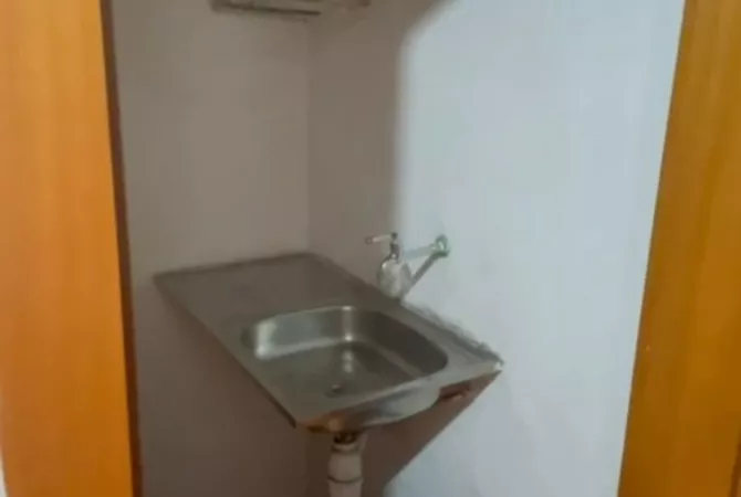 Appartamento in affitto a Tirana 2+1, Arredato