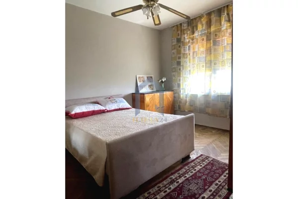 Shtepi me qera Apartament ne Tirane, 2+1, Mobilimi E mobiluar, Pagesa 450  Euro.