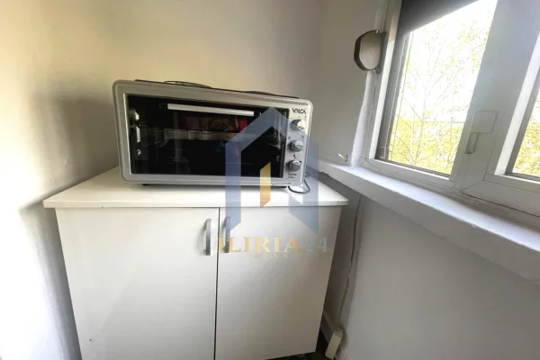 Shtepi me qera Apartament ne Tirane, 2+1, Mobilimi E mobiluar, Pagesa 450  Euro.