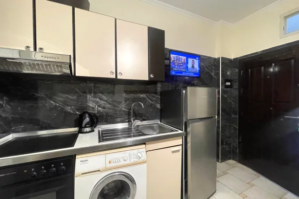 Shtepi me qera Apartament ne Tirane, 1+1, Mobilimi E mobiluar, Pagesa 450  Euro.