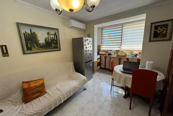Apartament 2+1 me qira ne “5 Maj”